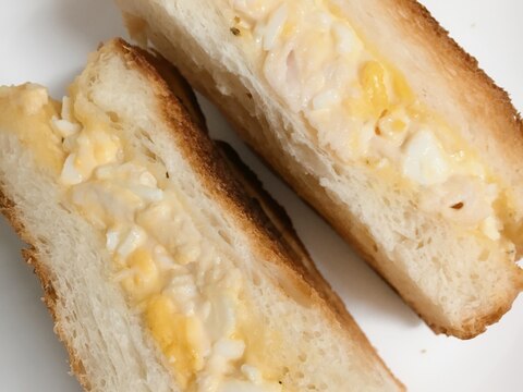 卵とささみのホットサンド